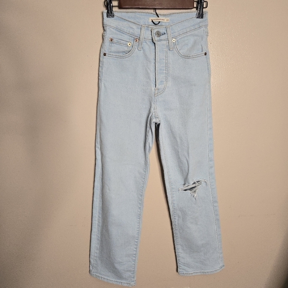 Levi's Ribcage Straight Ankle Jeans